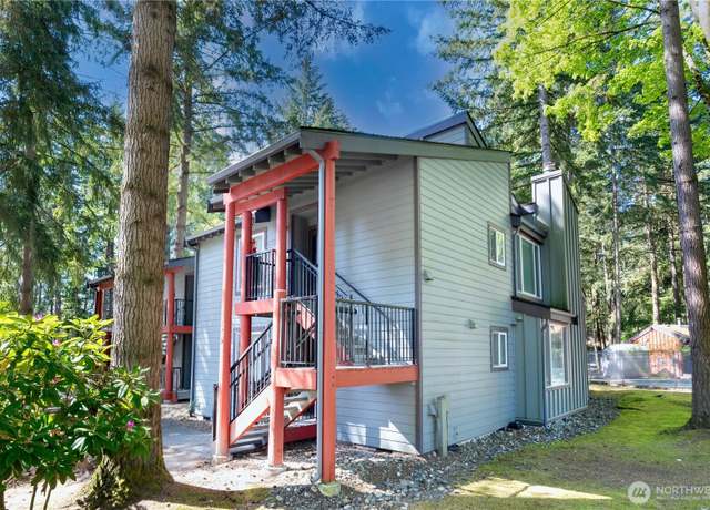 Property at 14619 NE 31st St Unit 11-D, Bellevue, WA 98007, 2 beds, 1 bath
