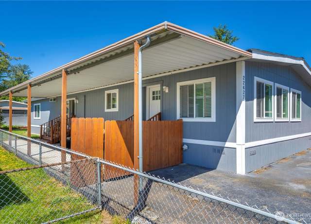 Property at 22627 112th Ave SE, Kent, WA 98031, 3 beds, 2 baths