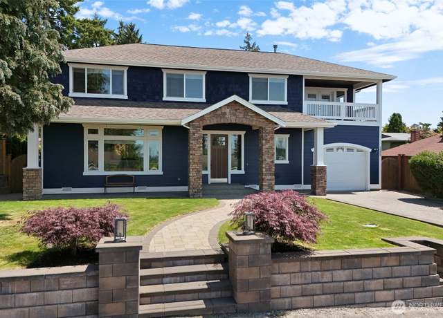 Property at 1500 Kennewick Ave NE, Renton, WA 98056, 4 beds, 2.5 baths