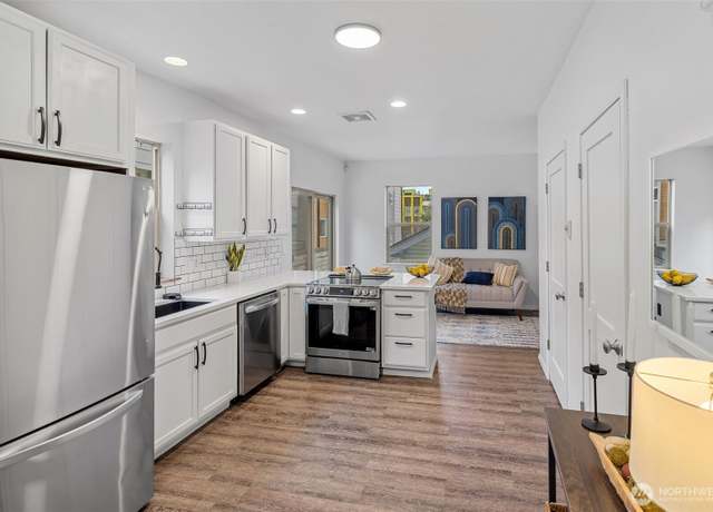 Property at 4802 Delridge Way SW, Seattle, WA 98106, 2 beds, 1.5 baths
