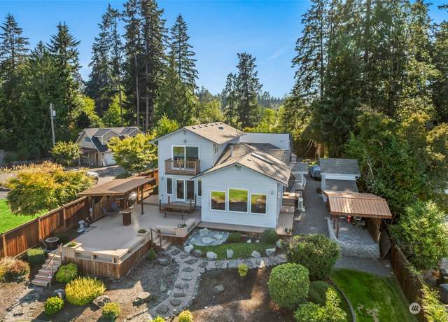 Property at 1207 Creso Rd S, Spanaway, WA 98387, 3 beds, 2.5 baths