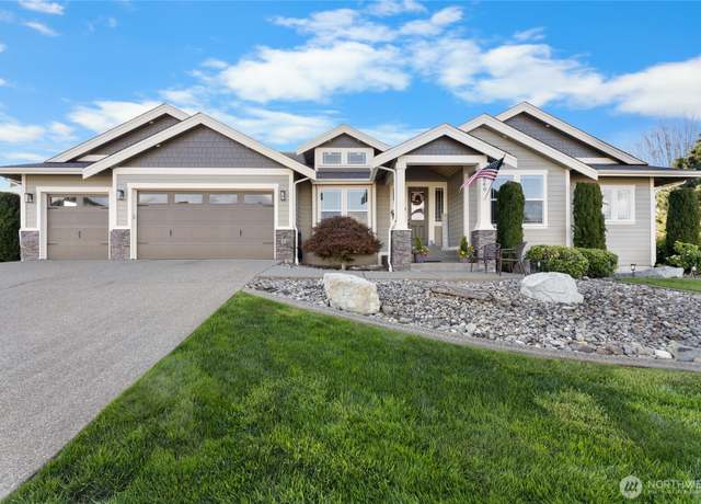 Property at 849 Lund St, Buckley, WA 98321, 4 beds, 2 baths