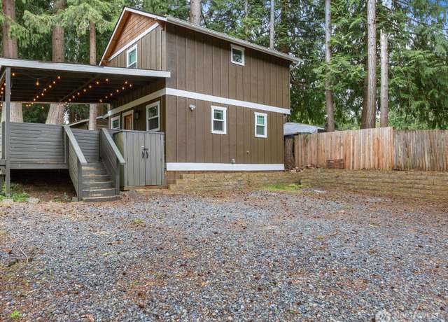 Property at 15901 E Lake Goodwin Rd, Stanwood, WA 98292, 2 beds, 1.5 baths