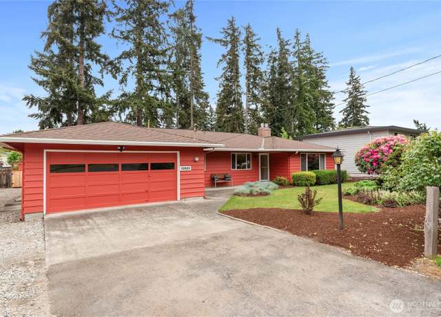 Property at 12023 107th Avenue Ct E, Puyallup, WA 98374, 3 beds, 2 baths