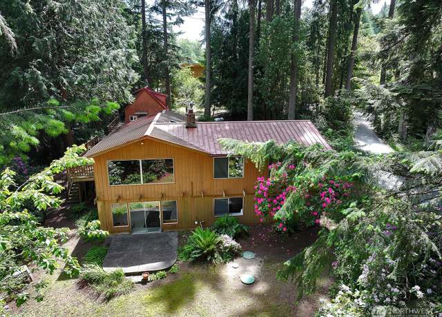 Property at 808 Woodsong Ln, Langley, WA 98260, 4 beds, 2 baths