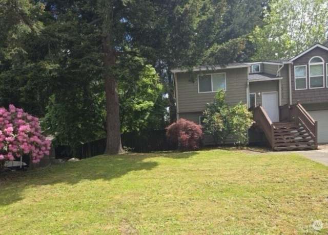 Property at 12103 221st Avenue Ct E, Bonney Lake, WA 98390, 3 beds, 2 baths