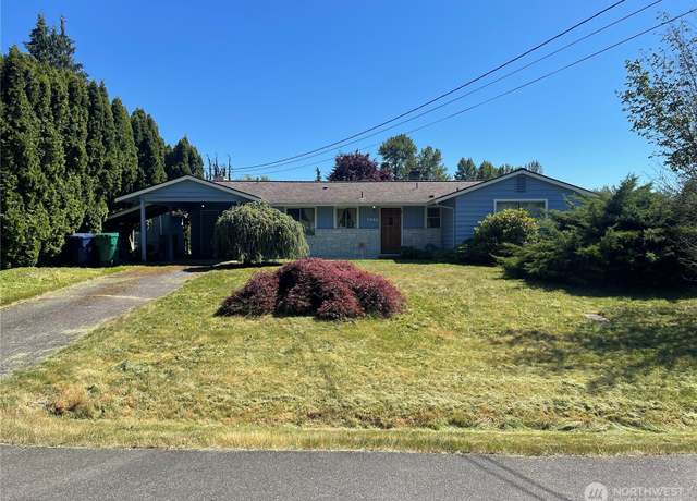 Property at 1322 218 St SW, Lynnwood, WA 98036, 3 beds, 1 bath