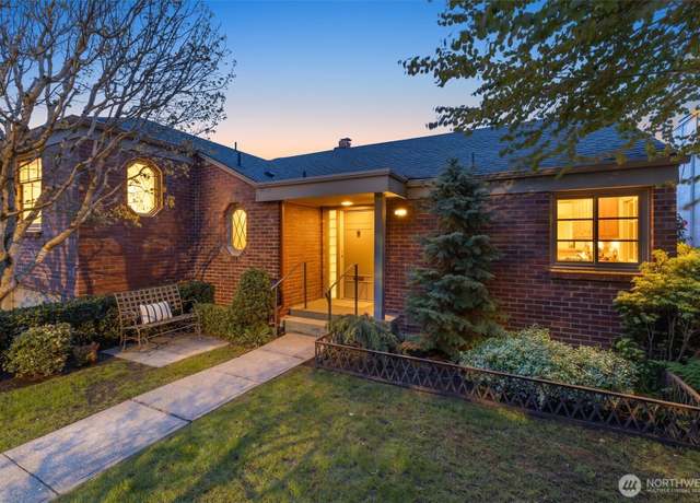 Property at 2322 Eyres Pl W, Seattle, WA 98199, 3 beds, 2.5 baths