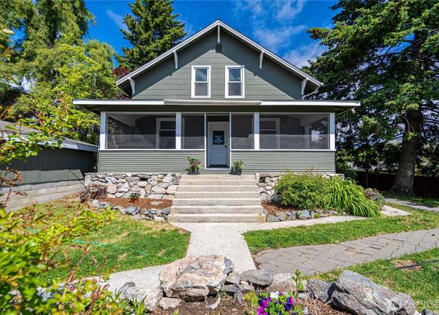 Property at 595 Division St, Manson, WA 98831, 4 beds, 1 bath