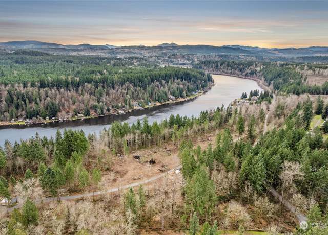 Property at 38707 116th Avenue Ct E, Eatonville, WA 98328