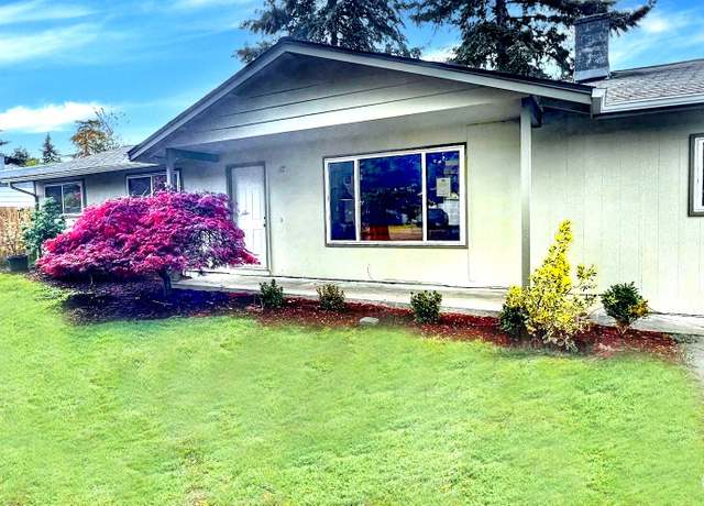 Property at 23731 99th Ave S, Kent, WA 98031, 3 beds, 1 bath