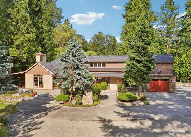 Property at 3018 Ilwaco Ave NE, Renton, WA 98059, 4 beds, 3 baths