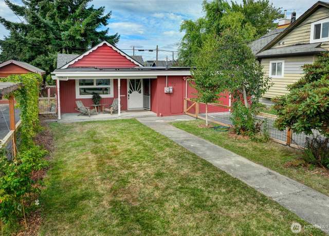 Property at 112 NW 83rd St, Seattle, WA 98117, 2 beds, 1.5 baths