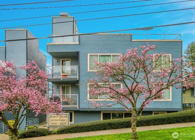 Property at 4425 Greenwood Ave N #105, Seattle, WA 98103, 1 bed, 1 bath