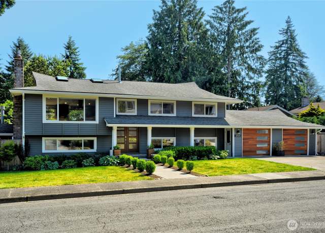 Property at 10515 NE 122nd St, Kirkland, WA 98034, 5 beds, 3 baths