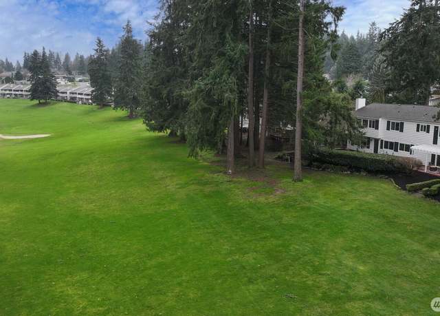 Property at 32520 30th Ave SW, Federal Way, WA 98023, 4 beds, 2.5 baths