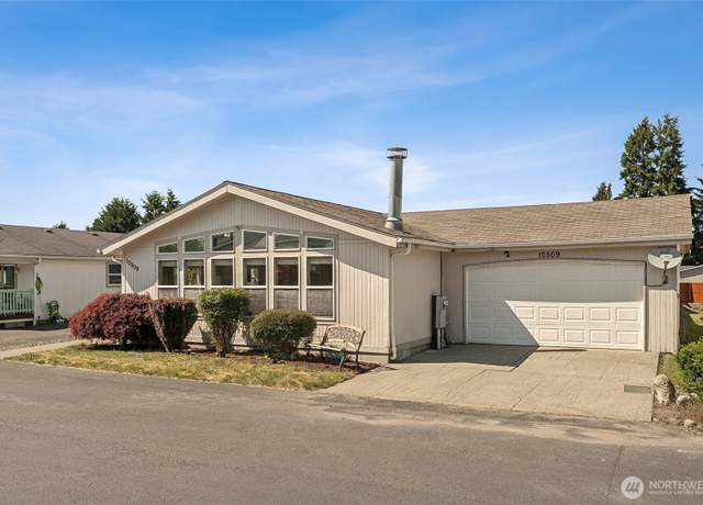 Property at 10509 197th St E, Graham, WA 98338, 2 beds, 2 baths