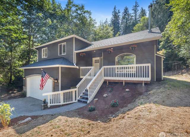 Property at 31528 W Lake Ketchum Rd, Stanwood, WA 98292, 4 beds, 2.5 baths