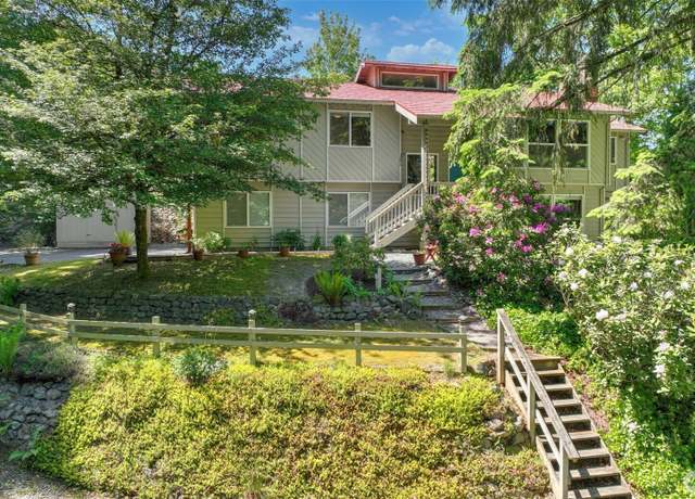 Property at 19205 124th Ave SE, Kent, WA 98031, 3 beds, 3 baths