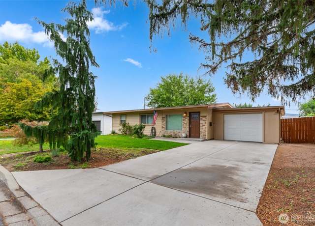 Property at 929 Corbaley Pl, Wenatchee, WA 98801, 3 beds, 2 baths