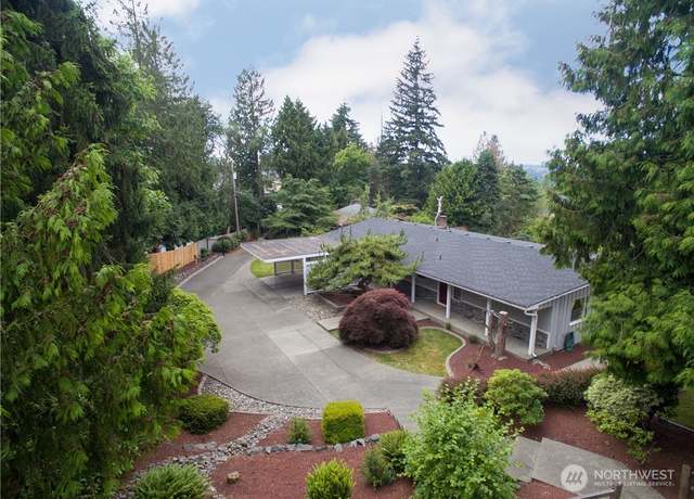 Property at 2431 S Meridian, Puyallup, WA 98373, 4 beds, 2.5 baths