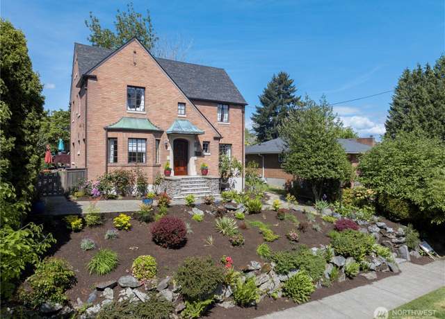 Property at 5915 Seward Park Ave S, Seattle, WA 98118, 4 beds, 4.5 baths