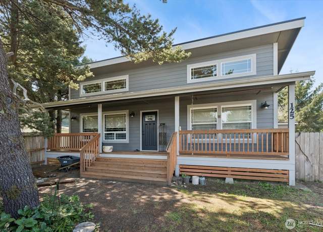 Property at 125 Ocean Shores Blvd SW, Ocean Shores, WA 98569, 2 beds, 2 baths