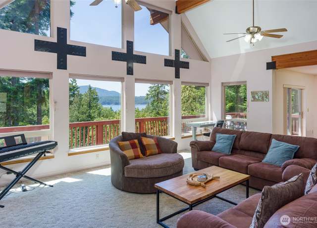 Property at 227 Bromley Dr, Orcas Island, WA 98245, 3 beds, 2 baths