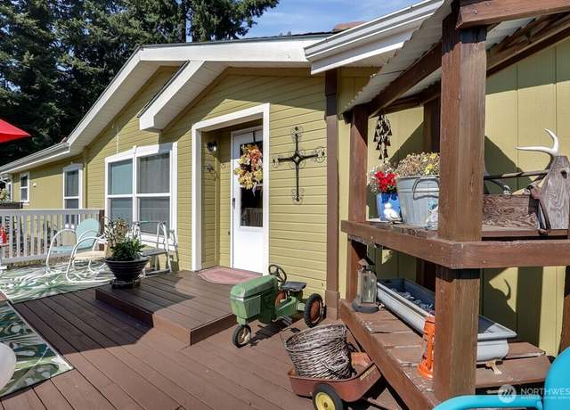 Property at 3209 214th Ave E, Lake Tapps, WA 98391, 3 beds, 2 baths