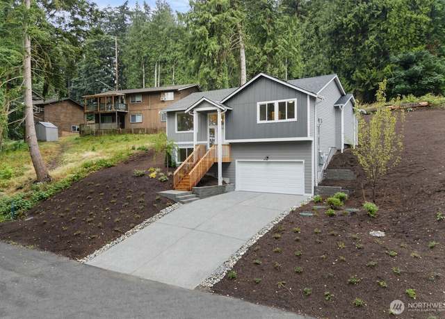 Property at 21517 81st Ave NW, Stanwood, WA 98292, 3 beds, 3 baths