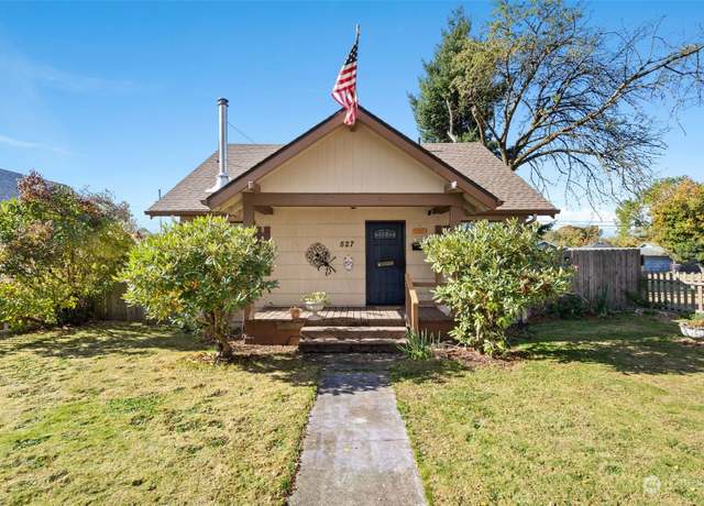 Property at 527 Oregon Way, Longview, WA 98632, 3 beds, 1 bath