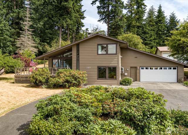 Property at 1563 Polnell Rd, Oak Harbor, WA 98277, 3 beds, 3 baths