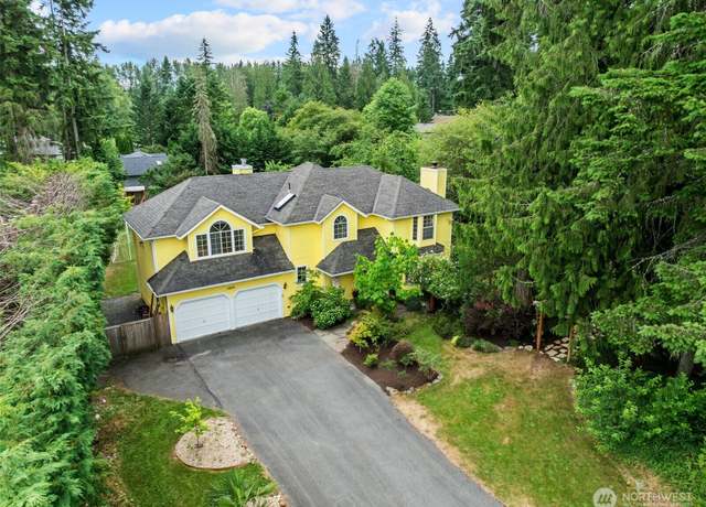 Property at 10810 210th St SE, Snohomish, WA 98296, 3 beds, 2.5 baths
