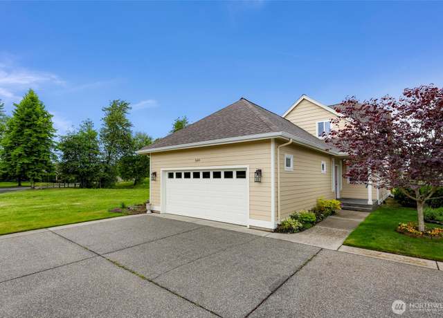 Property at 549 E Maberry Dr, Lynden, WA 98264, 3 beds, 2.5 baths