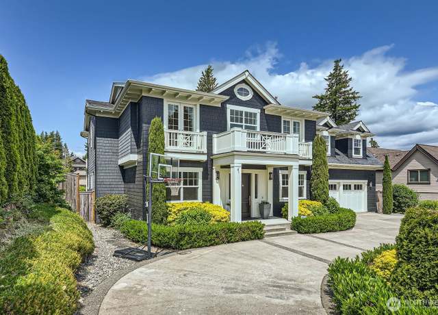 Property at 9812 NE 14th St, Bellevue, WA 98004, 4 beds, 4 baths