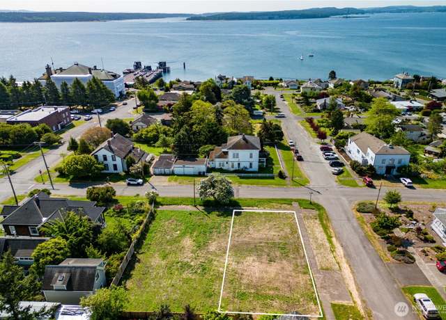 Property at 1440 Franklin St, Port Townsend, WA 98368