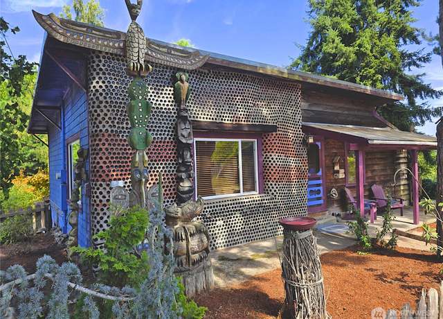 Property at 371 E Price St, Port Hadlock, WA 98339, 3 beds, 1 bath