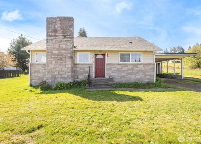 Property at 214 W Park Ave, Port Angeles, WA 98362, 2 beds, 1 bath