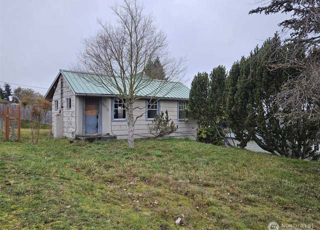 Property at 2418 Chase St, Port Angeles, WA 98362, 3 beds, 1 bath