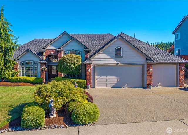 Property at 13514 157th Street Ct E, Puyallup, WA 98374, 3 beds, 2.5 baths