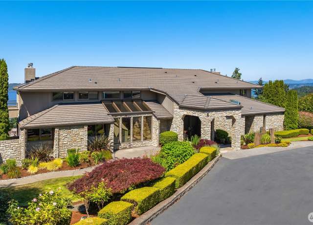 Property at 6411 View St NE, Tacoma, WA 98422, 5 beds, 7 baths