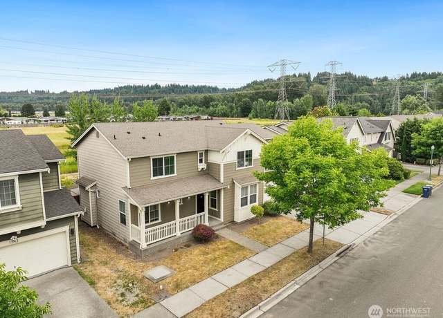 Property at 1353 32nd Pl NE, Auburn, WA 98002, 4 beds, 2.5 baths