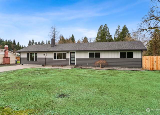 Property at 111 Firlawn Dr, Elma, WA 98541, 3 beds, 3 baths