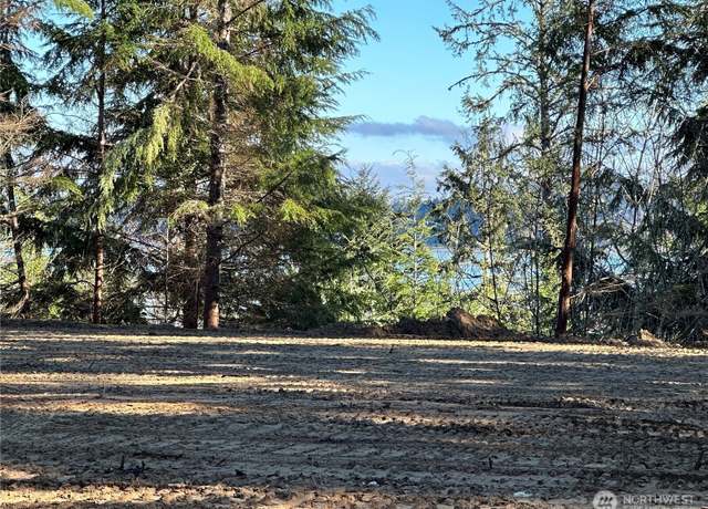 Property at 20520 Sandridge Rd, Ocean Park, WA 98640
