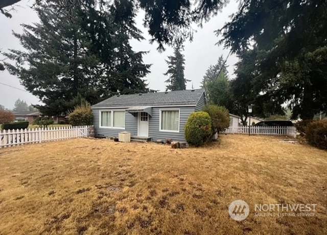 Property at 5503 112th St SW, Lakewood, WA 98499, 3 beds, 3 baths