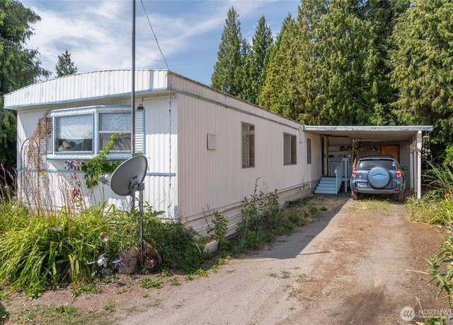 Property at 361 N Georgia Ave, East Wenatchee, WA 98802, 2 beds, 1 bath