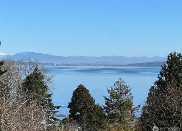 Property at 15 Whalen Dr, Point Roberts, WA 98281