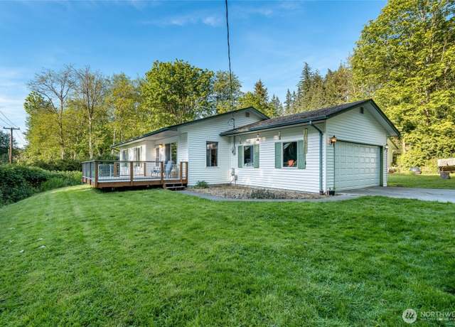 Property at 2727 30th St, Bellingham, WA 98225, 3 beds, 2 baths