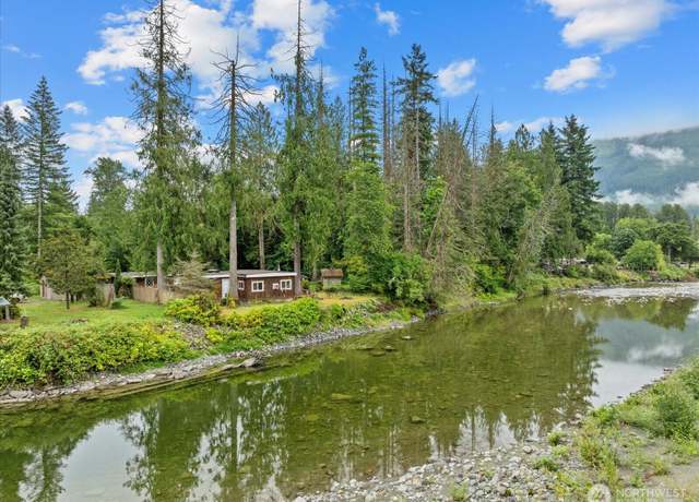 Property at 30710 223rd Ave NE, Arlington, WA 98223, 2 beds, 1 bath