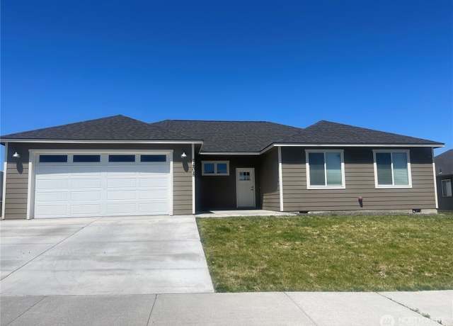 Property at 1404 W Century St, Moses Lake, WA 98837, 4 beds, 2 baths